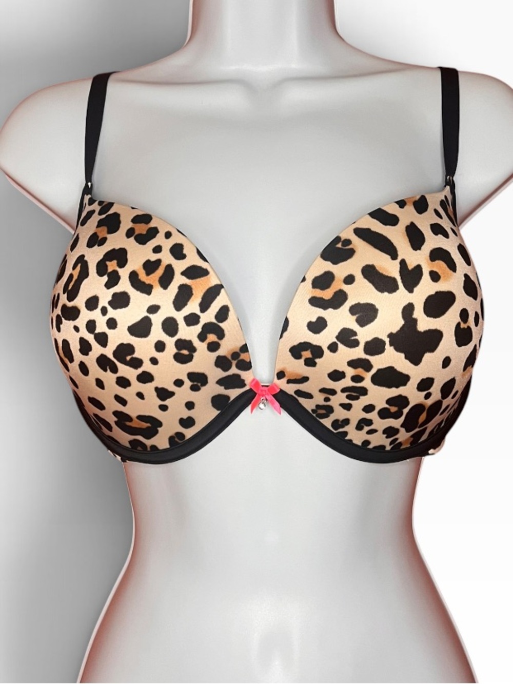 Victoria’s Secret Leopard Print Plunge Bra 34DD